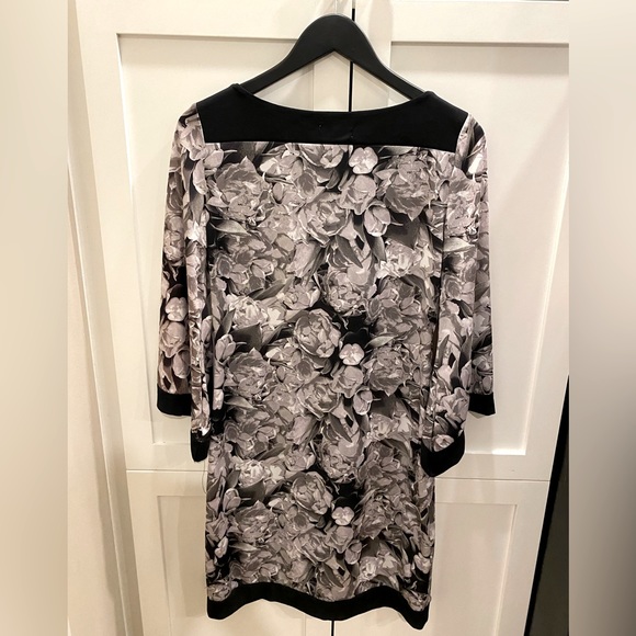 New York and Company Floral Dress - Picture 4 of 5